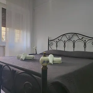 https://da-nene.it-romehotels.com